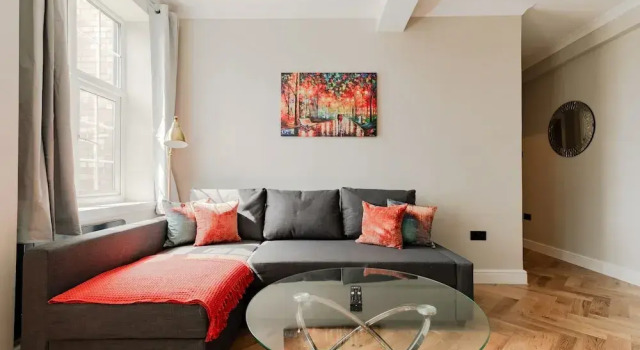 Апартаменты Standard Bright One Bedroom Flats