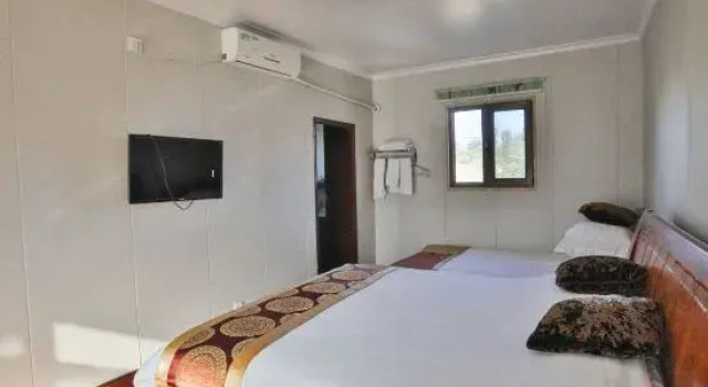 Xinxin Farmhouse, Book Hotel Hoteller i Beijing Province med parkering, Parkering