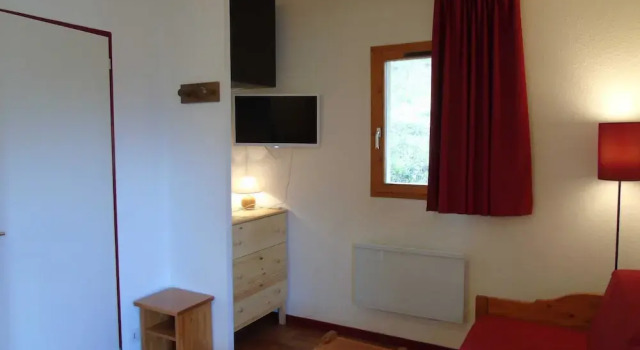 Lou Services Apartment CB3 LSI 001, Prenota Appartamento Hotel a Alvernia con parcheggio, Parcheggio