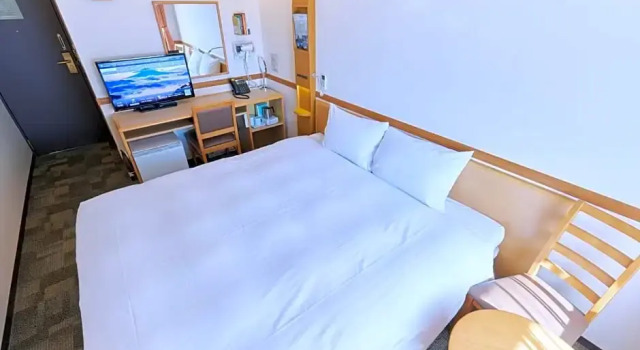 Номер Standard Toyoko Inn Shin takaoka eki Shinkansen Minami guchi