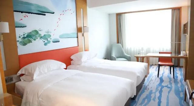 Номер Superior Xiamen Airlines Lakeside Hotel
