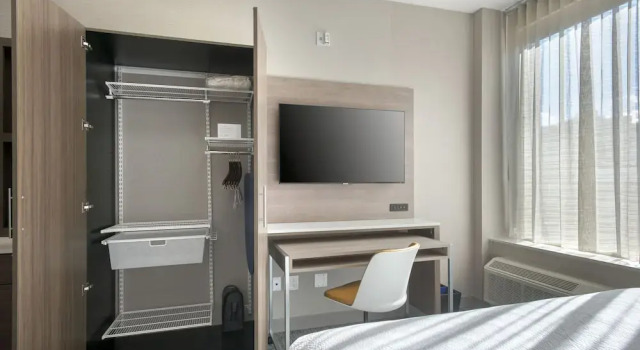 Люкс TownePlace Suites by Marriott New York Brooklyn