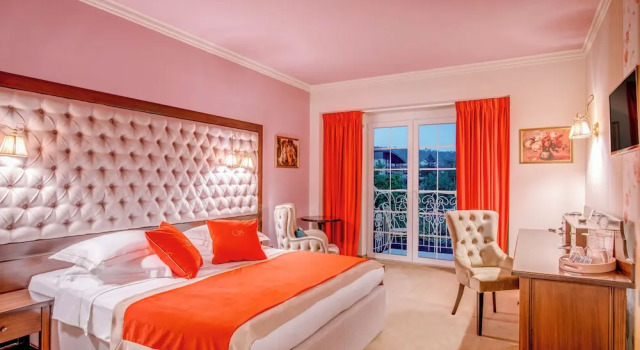 Номер Classic Simfonia Boutique Hotel