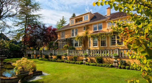 Villa Marco Polo Bed and Breakfast Inn, Rezervovat Vila Victoria South Vancouver Island