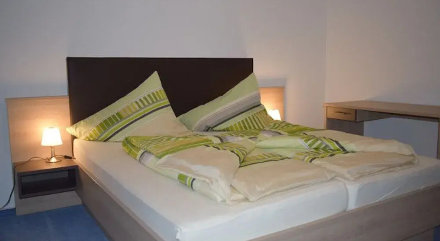 Ferienwohnung Claudia, Prenota Appartamento Hotel a Vorarlberg con parcheggio, Parcheggio