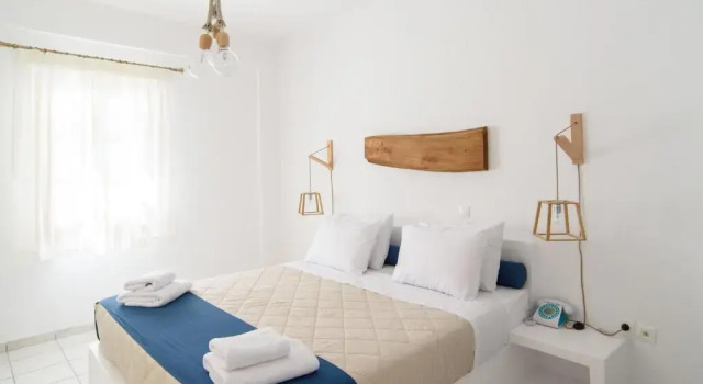 Люкс c 1 комнатой с частичным видом на море Santorini Crystal Blue Boutique Hotel