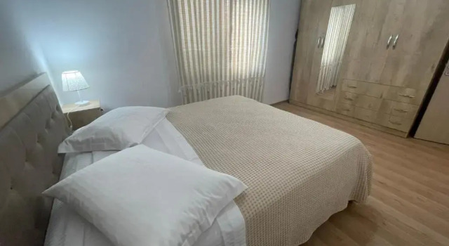 Апартаменты Lovely one-bedroom apartment with private entrance
