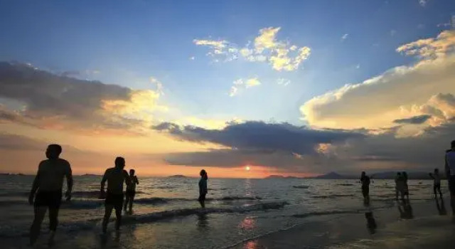 Jiuqi Sanya iHome Seaview Design Homestay (Sanya Bay Coconut Dream Corridor Store), Book Boutique Sanya Hainan