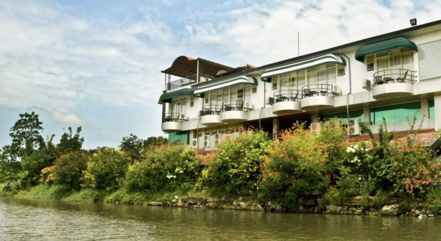 Opulent River Face Hotel, Забронировать Отель Отели Западной провинции 3 звезды, 3*