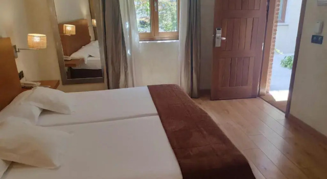 Двухместный номер Standard Hotel Las Leyendas