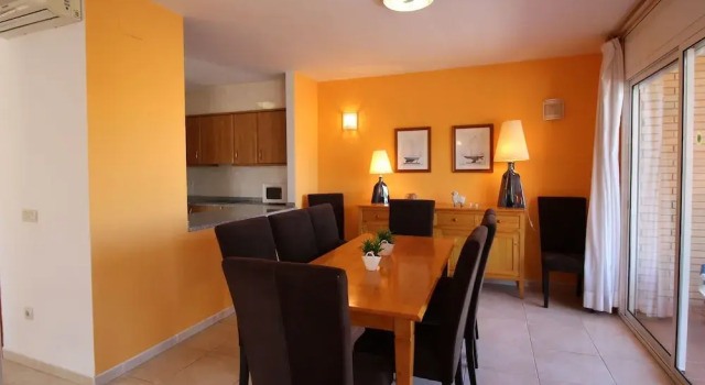 Luxurious Holiday Home in Empuriabrava With Private Pool