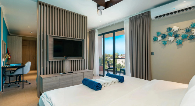Single Suite with balcony Thalassa Apart-hotel