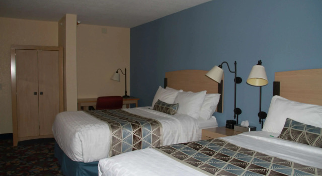 Baymont by Wyndham Stevens Point, Buchen Sie Hotel Stevens Point Wisconsin, in der Nähe von Mead Park