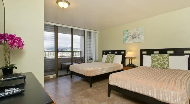 Номер Premier Royal Hawaiian Hospitality