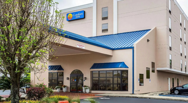 Двухместный люкс Comfort Inn University Area