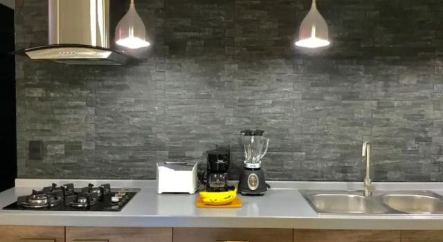 Коттедж One Bedroom Condo Near Beach RG6