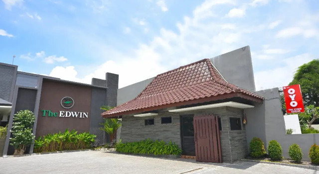The Edwin Syariah By OYO Rooms, Book Hotel Bantul Yogyakarta Province