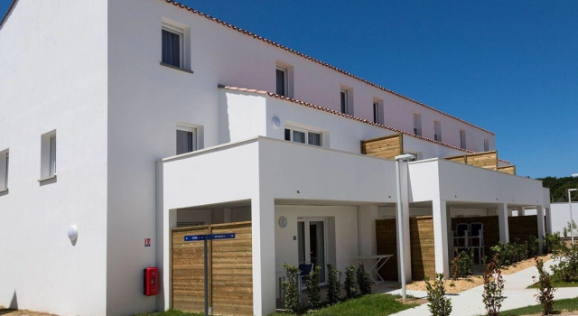 Charming Stay by the Sea