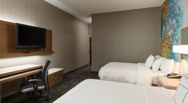 Четырёхместный номер Standard Courtyard Kansas City East/Blue Springs