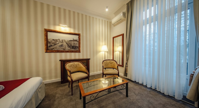 Двухместный номер Deluxe с балконом и с видом на парк 49 Park Villa