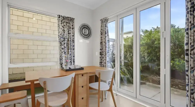Modern 3BR Family House - Yard & Big TV