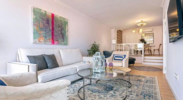 Stunning Apartment With City Views. San Pablo, Забронировать Апартаменты/квартира Севилья провинция Севилья, рядом с La Torre de Don Fadrique