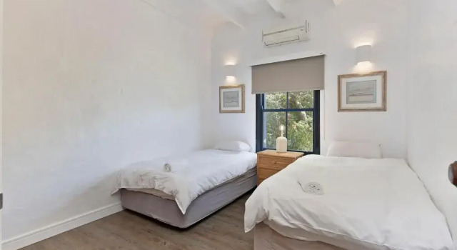 Santorini Kamari 21 (Family Only)
