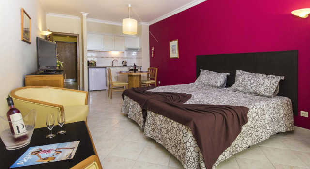 Aparthotel Paladim & Alagoamar, Забронировать Отель Албуфейра Барловенто