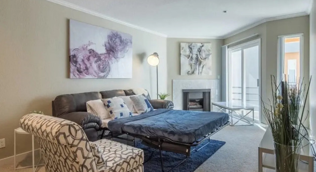 Luxury Suite, Heart of Hollywood, offered by Short Term Stay, Забронировать Отель Отели Голливуда с бассейном, Бассейн
