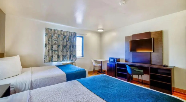Четырёхместный номер Standard Motel 6 Duluth, MN