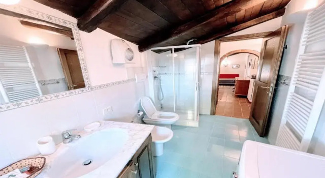 Spoleto Splashwhole Private Villagesleeps 30 With Football Pitch and Play Area, Varaa Hotelli Spoleto Umbria