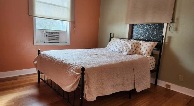 Cozy Church Street Apartment In Historic Galveston 2 Bedroom Apts