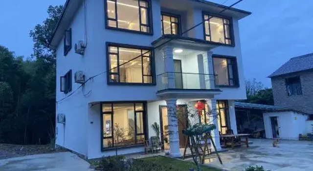 Tonglu Li Family Courtyard Slow Living Homestay