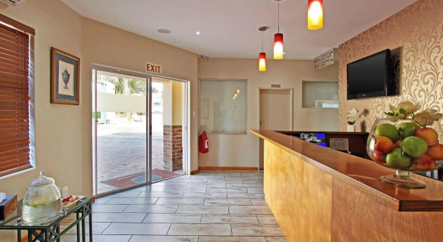 Villa Vittoria Lodge, Забронировать Вилла Отели Йоханнесбург 4 звезды, рядом с South African Chamber of Commerce and Industry, 4*