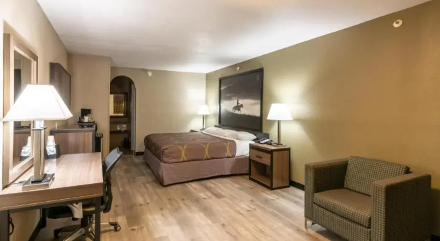 Двухместный люкс Super 8 Dallas East Near Fair Park Downtown