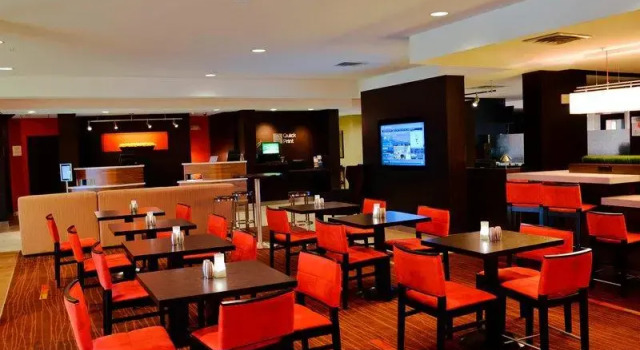 Номер Standard Courtyard by Marriott Concord