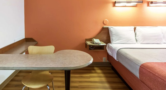 Номер Deluxe Motel 6-Dayton, OH - Englewood