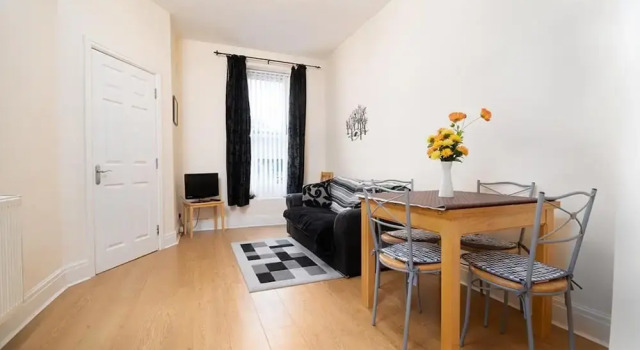 Honeydew House, Book Hotel Colwyn Bay Clwyd