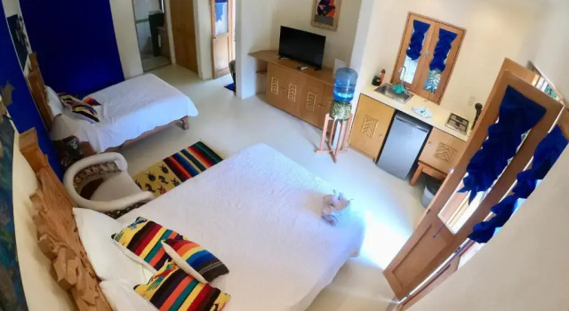 Студия с балконом и с красивым видом из окна Mar y Sueños Suites