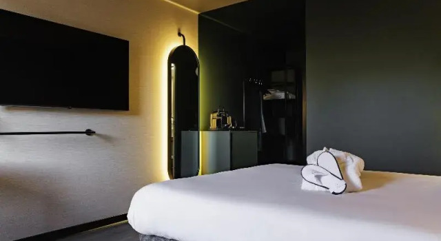 Двухместный номер Standard с балконом Novotel Paris Suresnes Longchamp