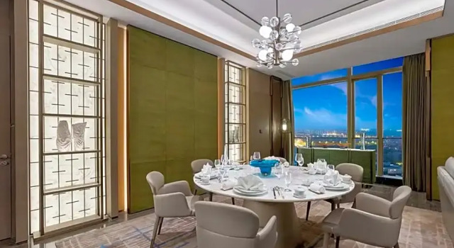 Люкс Presidential DoubleTree by Hilton Qidong, China
