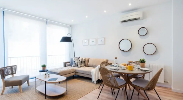 Petit Luxe Tobella Esquerra, Забронировать Отель Тарраса Vallès Occidental, рядом с Замок и картезианский монастырь