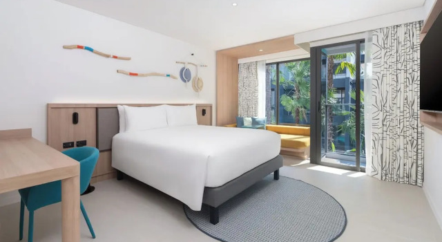 Двухместный номер Superior с балконом ibis Styles Phuket Bangtao