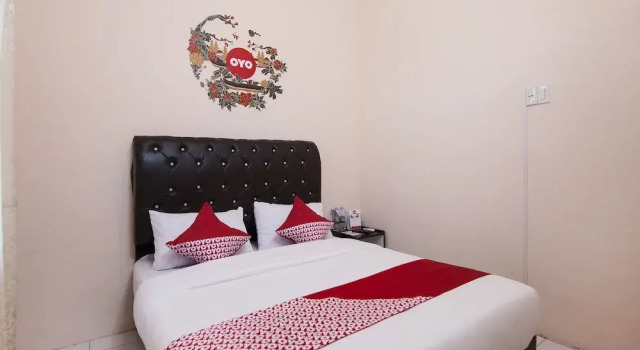 OYO 885 Tangkul Residence, Rezervovat Hotel Hotely v Medan s parkováním, Parkování