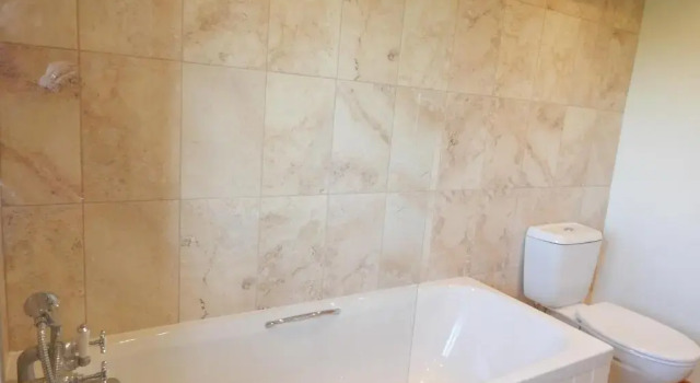 Двухместный номер Standard с видом на озеро Astwell Mill Private accommodation near Silverstone
