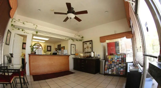 Anaheim Maingate Inn