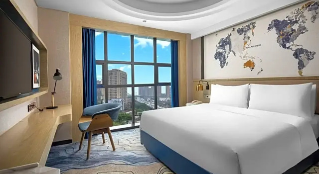 Номер Deluxe Ramada By Wyndham Changsha Tianxin