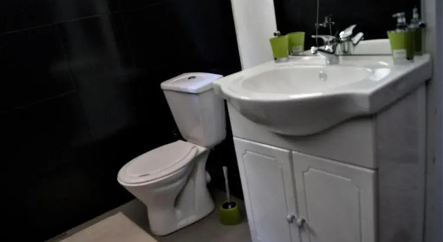 Номер Deluxe Villa Mahefa - WiFi Fibre - Parking & Jardin - Netflix - Hôtel proche RN1, RN4, RN7