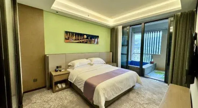 Люкс Deluxe Qingyuan Fogang ShamPoola Squirrel Hotel