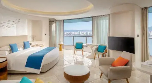 Полулюкс Deluxe Phoenix Island Resort Sanya
